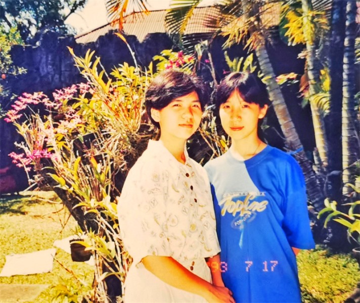 成年姐妹
